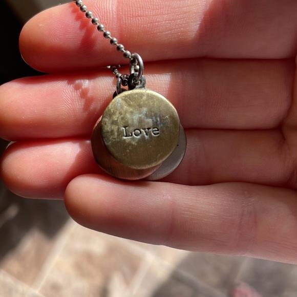 Necklace - Picture 3 of 10